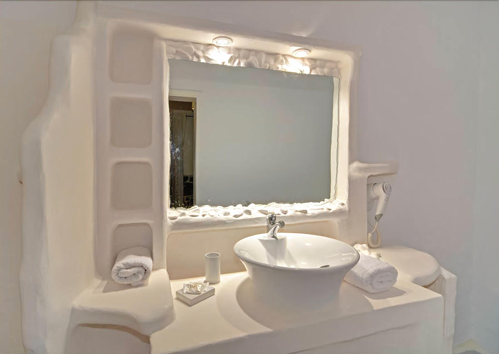 Hotel Adamas Extérieur photo