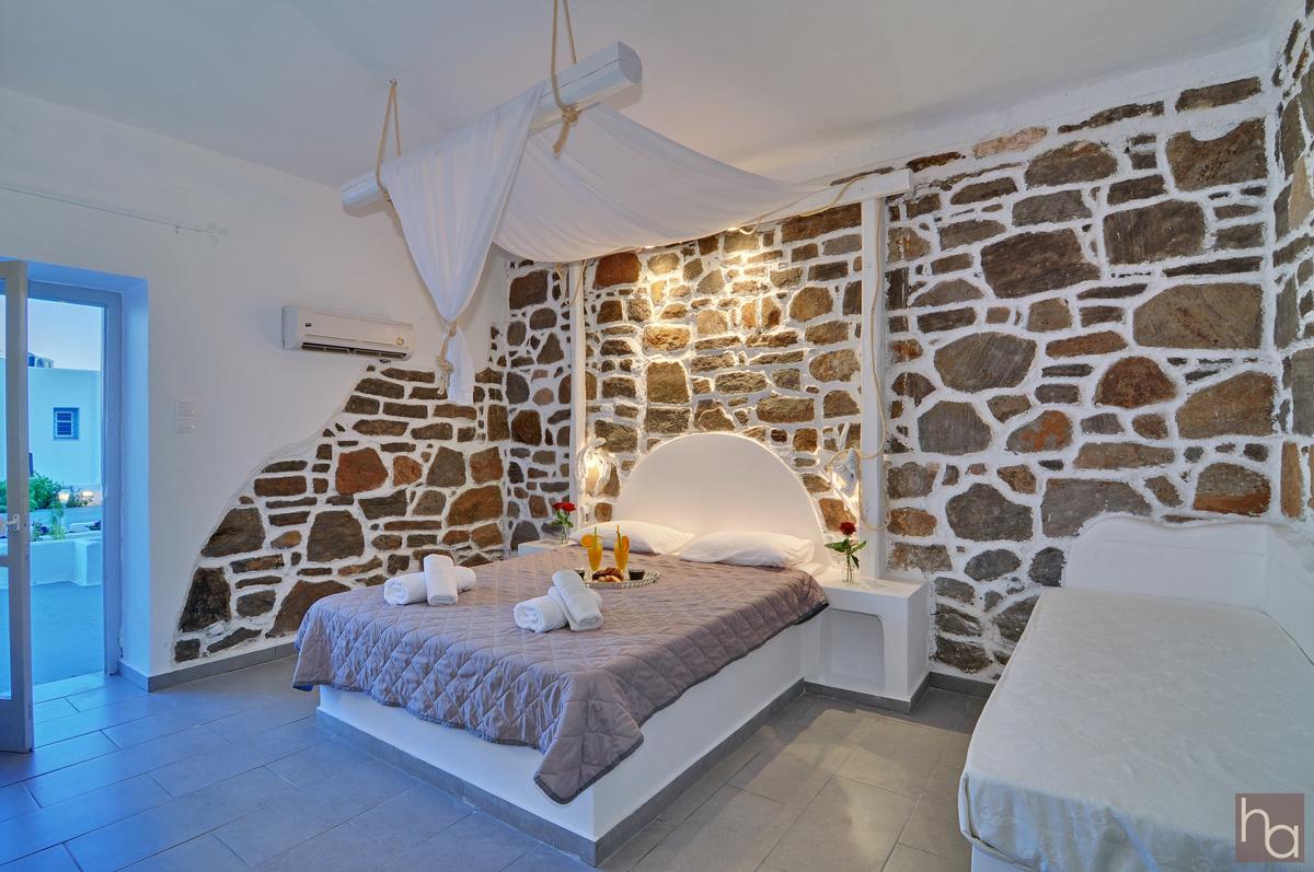 Hotel Adamas Extérieur photo