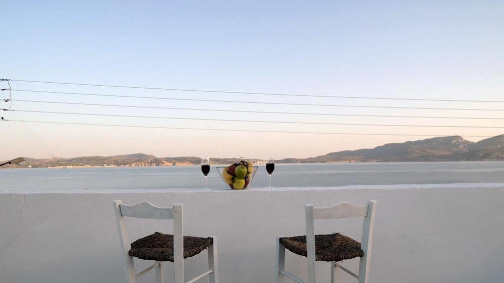 Hotel Adamas Extérieur photo