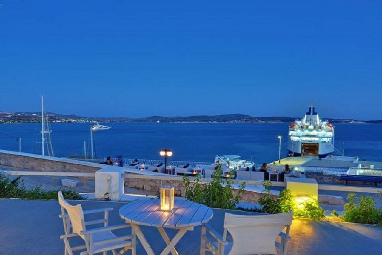 Hotel Adamas Extérieur photo